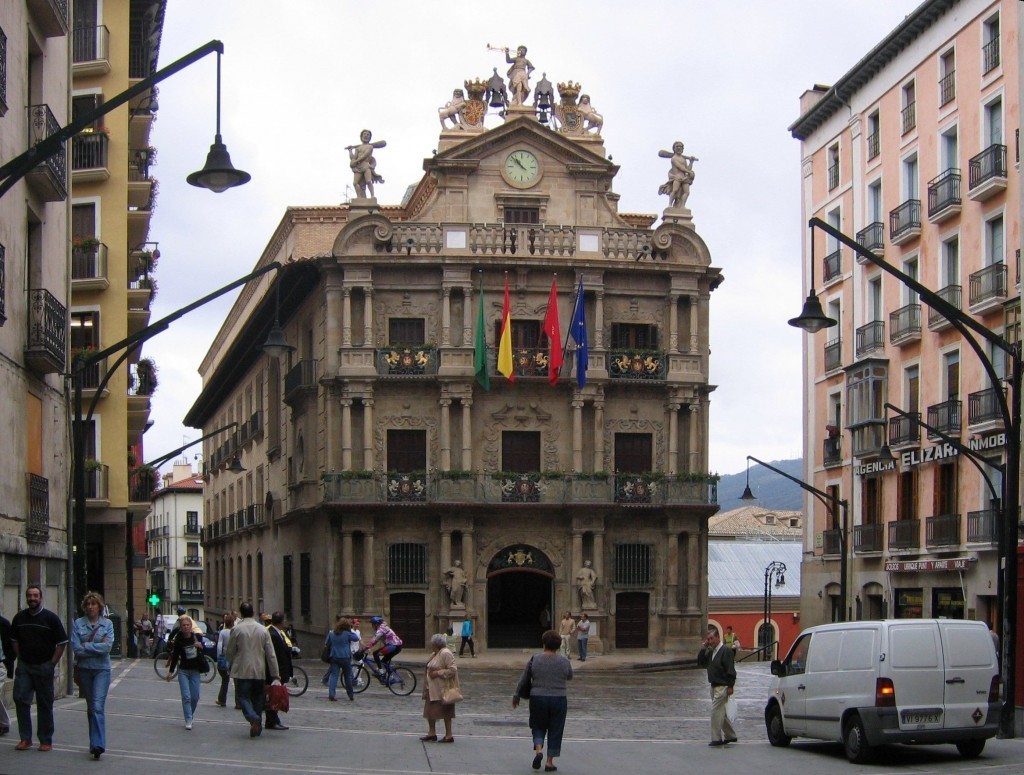 Pamplona_Rathaus_2005