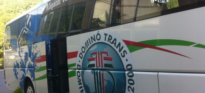 El bus húngaro se puso al servicio de todos los equipos