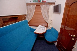 Moscow Nice train class lux 5