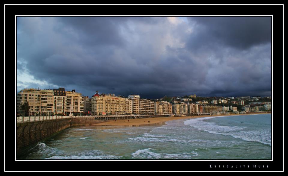 Se avecina lluvia en Donostia. Foto: Estibalitz Ruiz