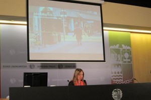 Amparo López, Directora de Tráfico durante la presentación de la Campaña