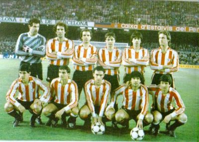 Una alineación del Athletic, en una foto fechada en 1986. Está obtenida de la web bilbaomemata.com.