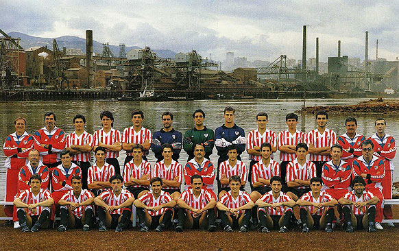 En la temporada 1991-1992, los leones vestían así. Foto: web del Athletic.