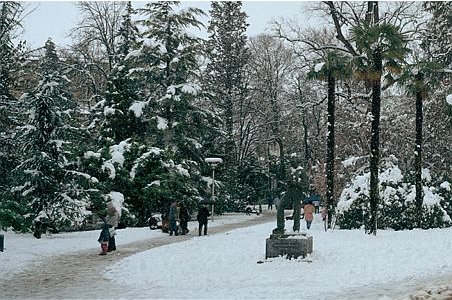 Nieve en Vitoria: el tiempo invernal se queda hasta el domingo